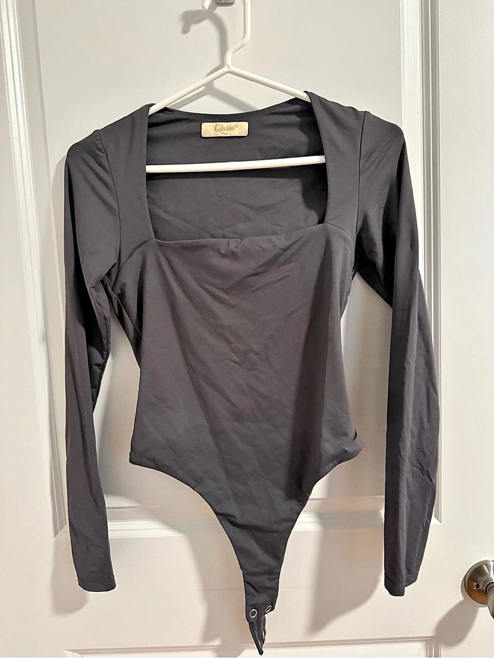 Qinsen Square Neck Long Sleeve Bodysuit in Gray & Brown/beige